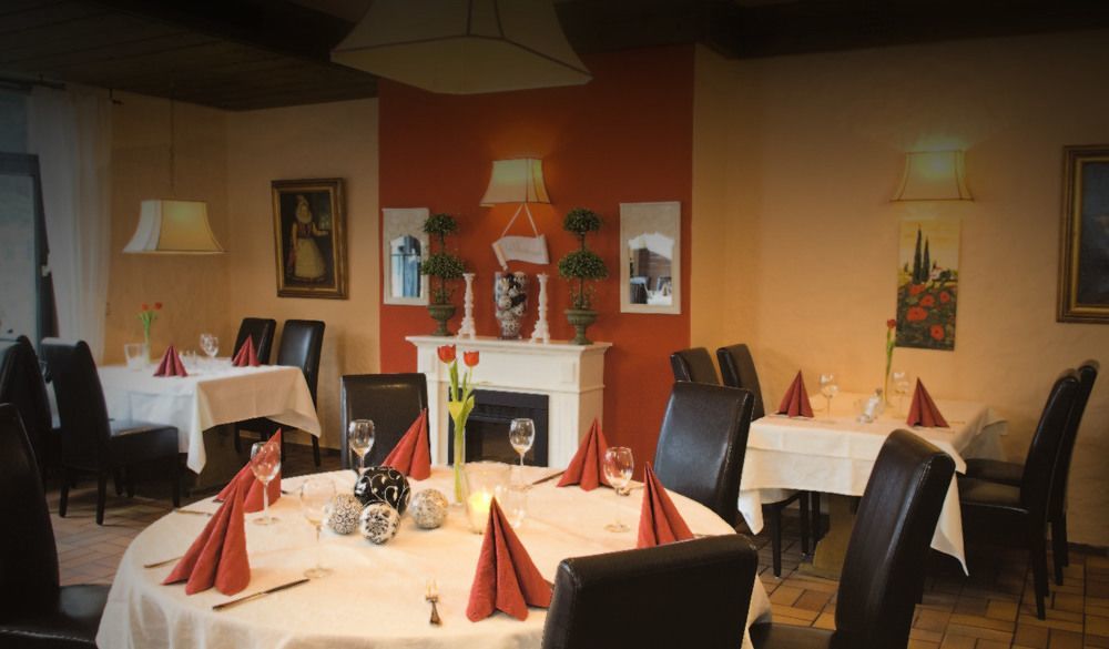 Hotel Kuebler Wendelstein Bagian luar foto